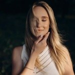 Еmili Liveme profile