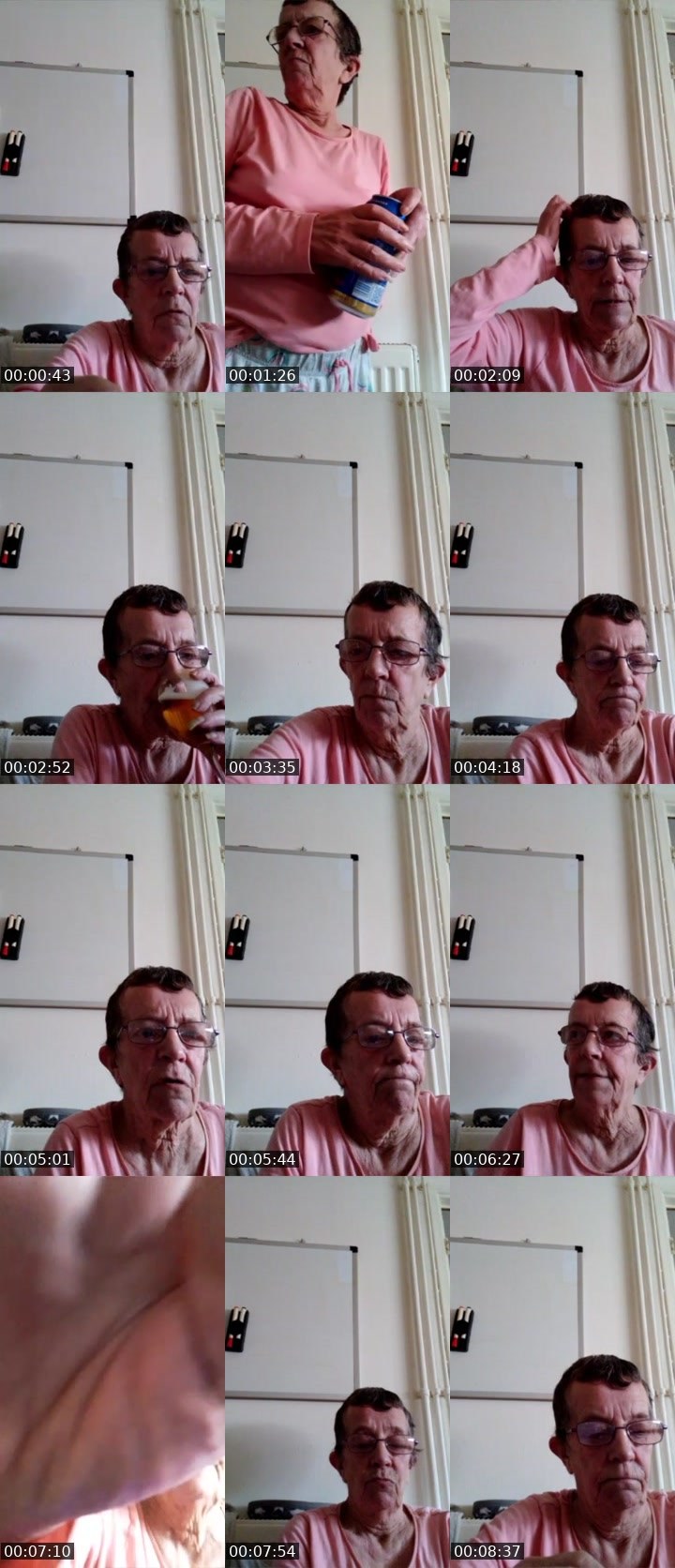 Contact-sheet preview of MUSKETEER MUM's Liveme recording