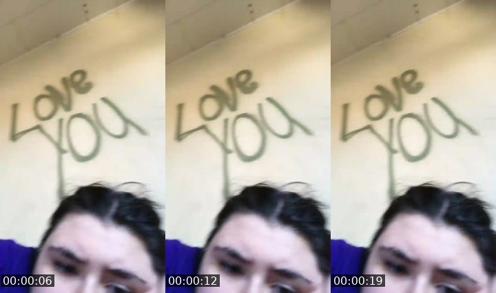 Contact-sheet preview of Emmaluvsyall's Liveme recording