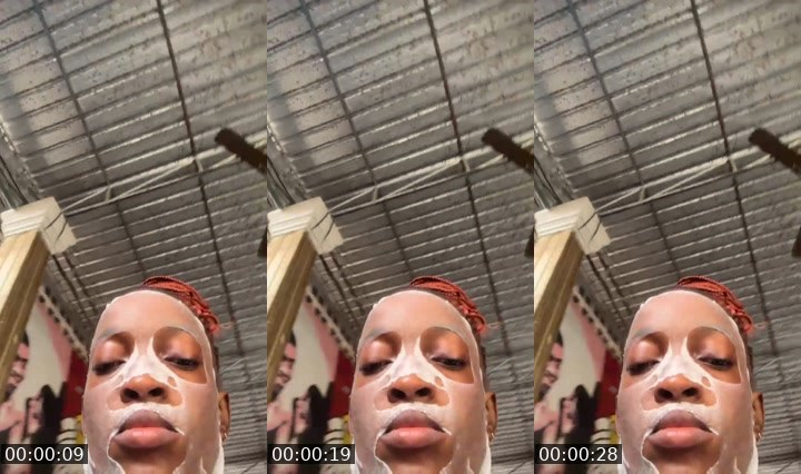 Contact-sheet preview of Mira🥹💕's Liveme recording