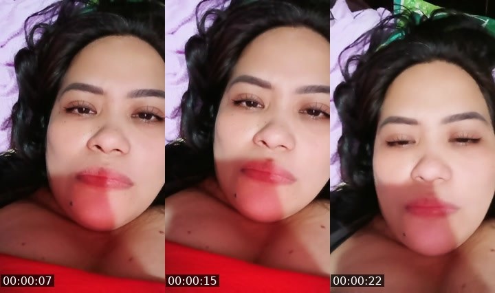 Contact-sheet preview of 🏄Louise🌐👏's Liveme recording