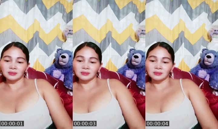 Contact-sheet preview of ᵀᴿˢ&P⭕️Ella🔥's Liveme recording