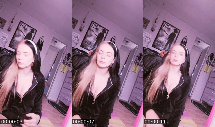 Contact-sheet preview of LilTiddyGothGF6's Liveme recording