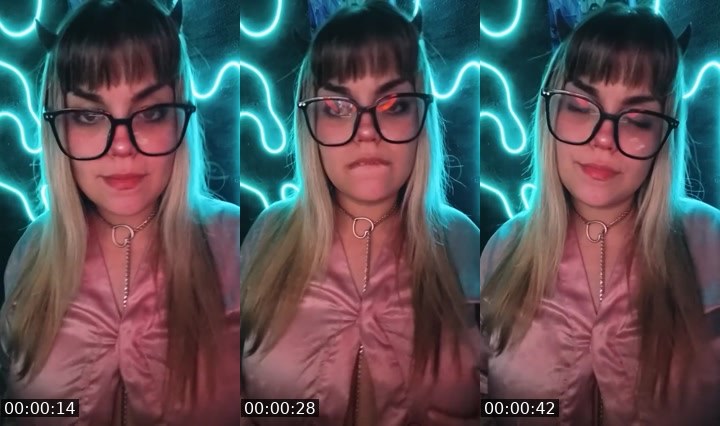 Contact-sheet preview of ꪑꪮꪮꪀ🫧⃝𖤐's Liveme recording
