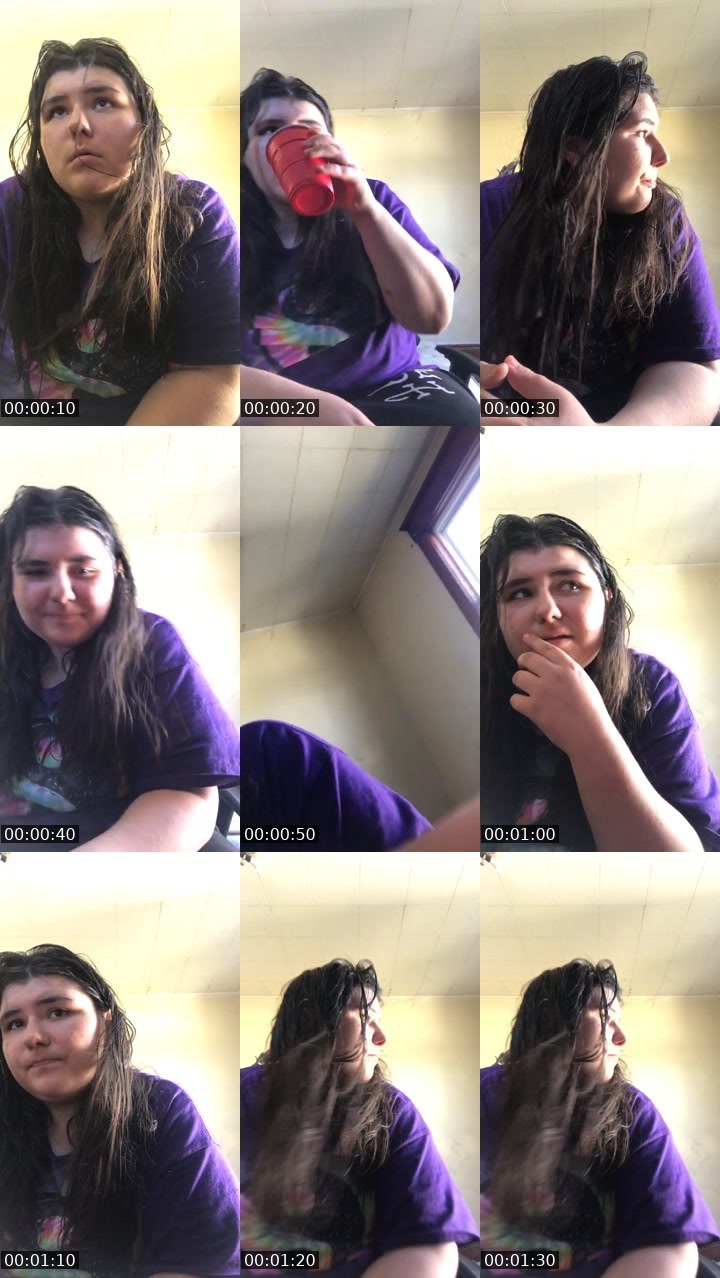 Contact-sheet preview of Emmaluvsyouall's Liveme recording