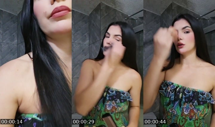 Contact-sheet preview of Eve 🇻🇪☁️🩷's Liveme recording