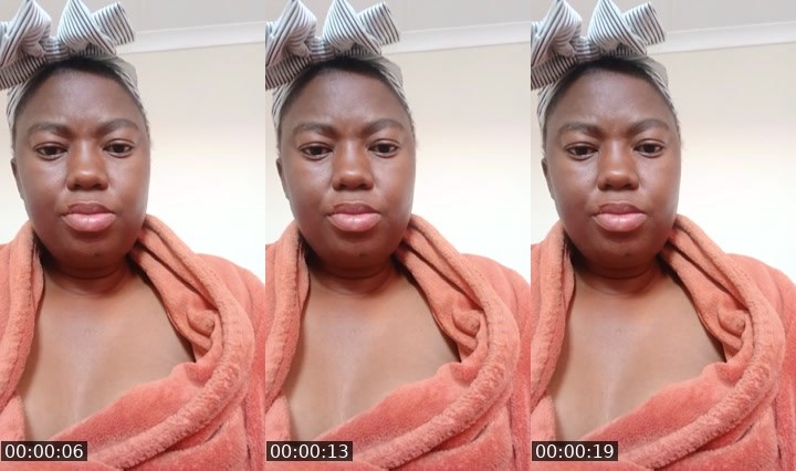Contact-sheet preview of Nanadee's Liveme recording