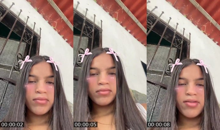 Contact-sheet preview of Queen-222390489's Liveme recording