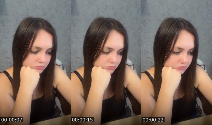 Contact-sheet preview of Nastya KH 😇's Liveme recording