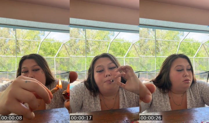 Contact-sheet preview of THICKMAMA💍💙's Liveme recording