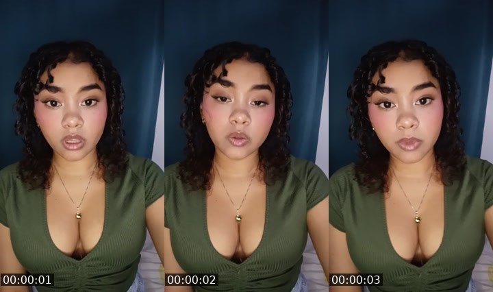 Contact-sheet preview of 👑⃤♡Kiara🪽's Liveme recording